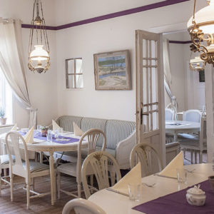 Beans Events grüner Salon 1 Bis zu 18 Personen finden hier gemütlich Platz